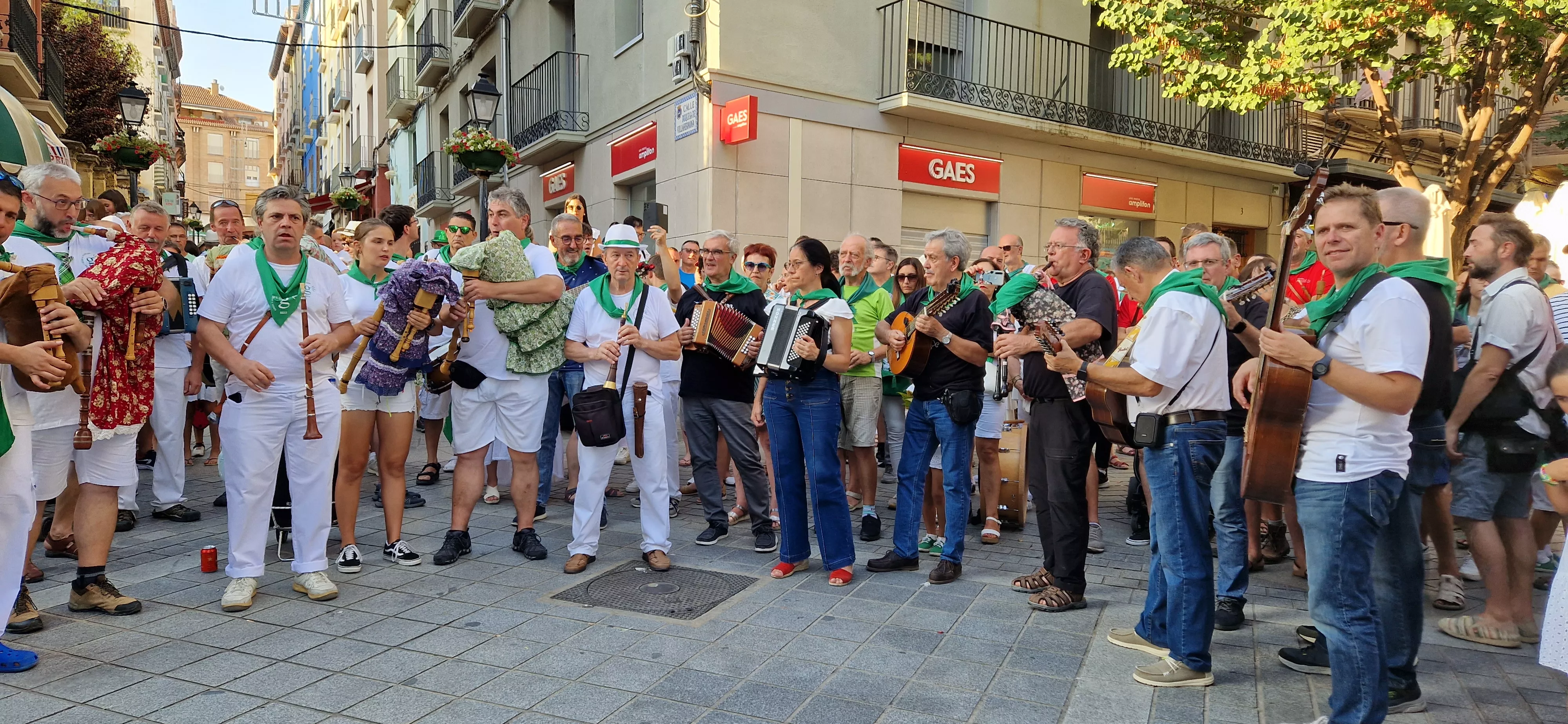 X Trobada de Gaiteros de Aragón y XXV aniversario de Gaiters de Tierra Plana. Foto Myriam Martínez