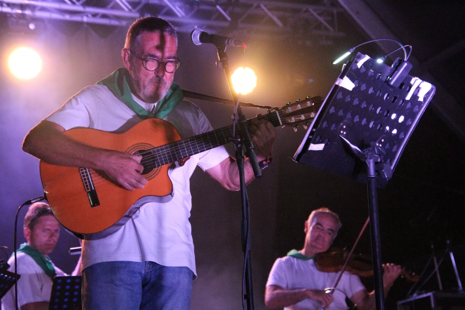 Concierto de la Ronda de Boltaña en las fiestas de San Lorenzo. Foto Carlos Neofato 