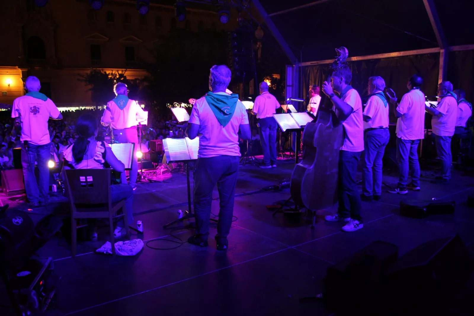 Concierto de la Ronda de Boltaña en las fiestas de San Lorenzo. Foto Carlos Neofato 