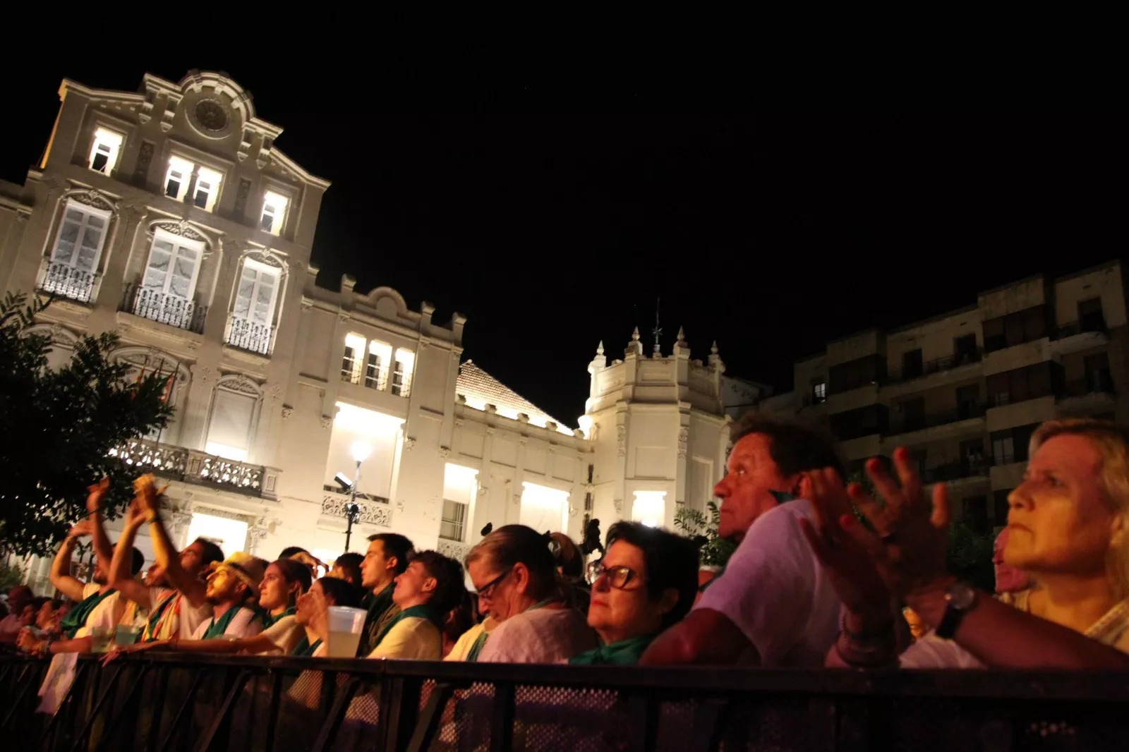 Concierto de la Ronda de Boltaña en las fiestas de San Lorenzo. Foto Carlos Neofato 