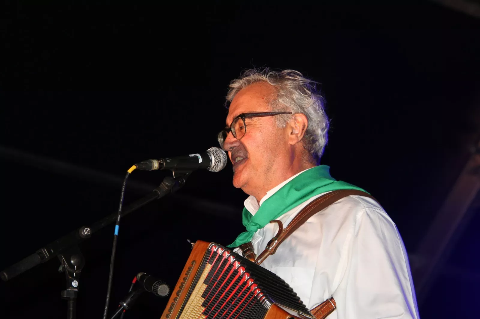 Concierto de la Ronda de Boltaña en las fiestas de San Lorenzo. Foto Carlos Neofato 