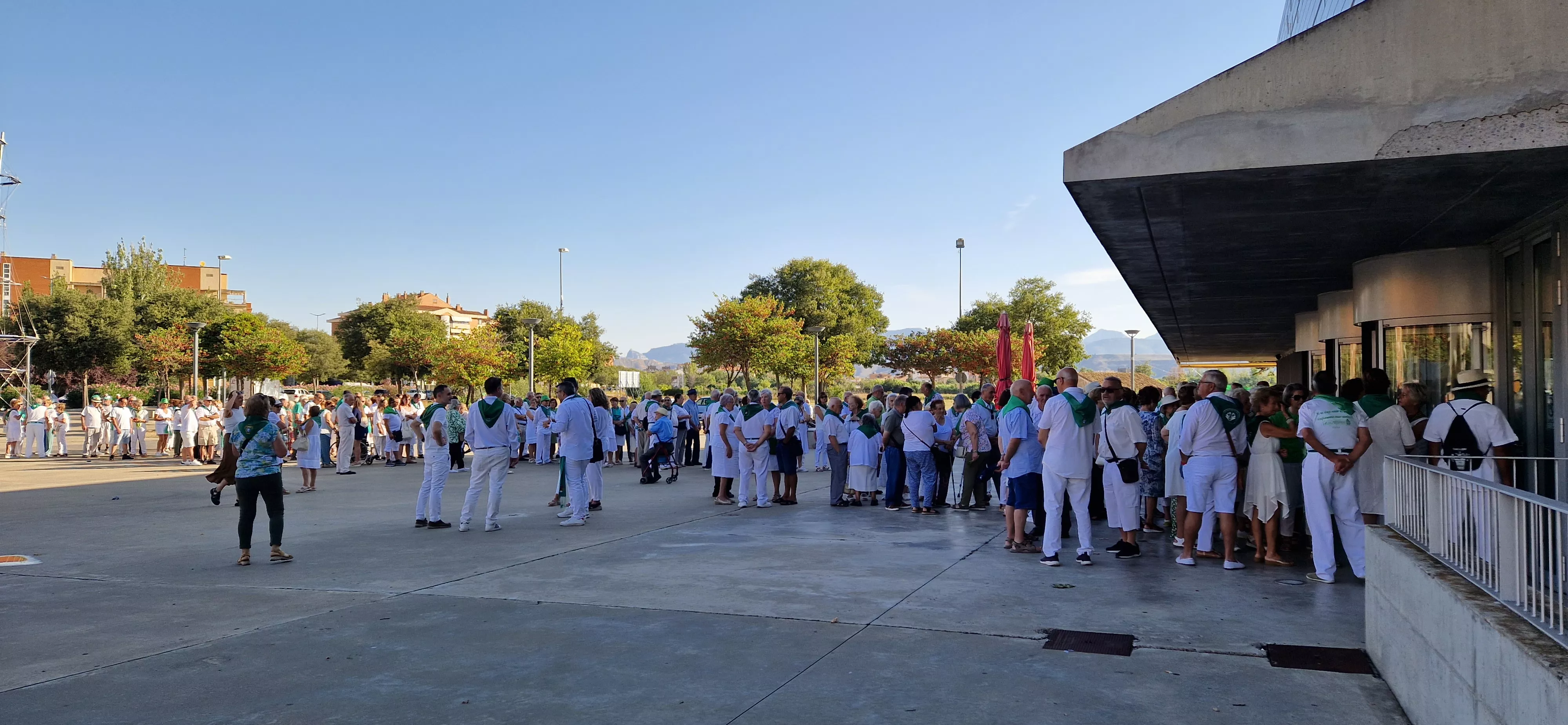 Fiesta homenaje a las personas mayores. Foto Myriam Martínez 