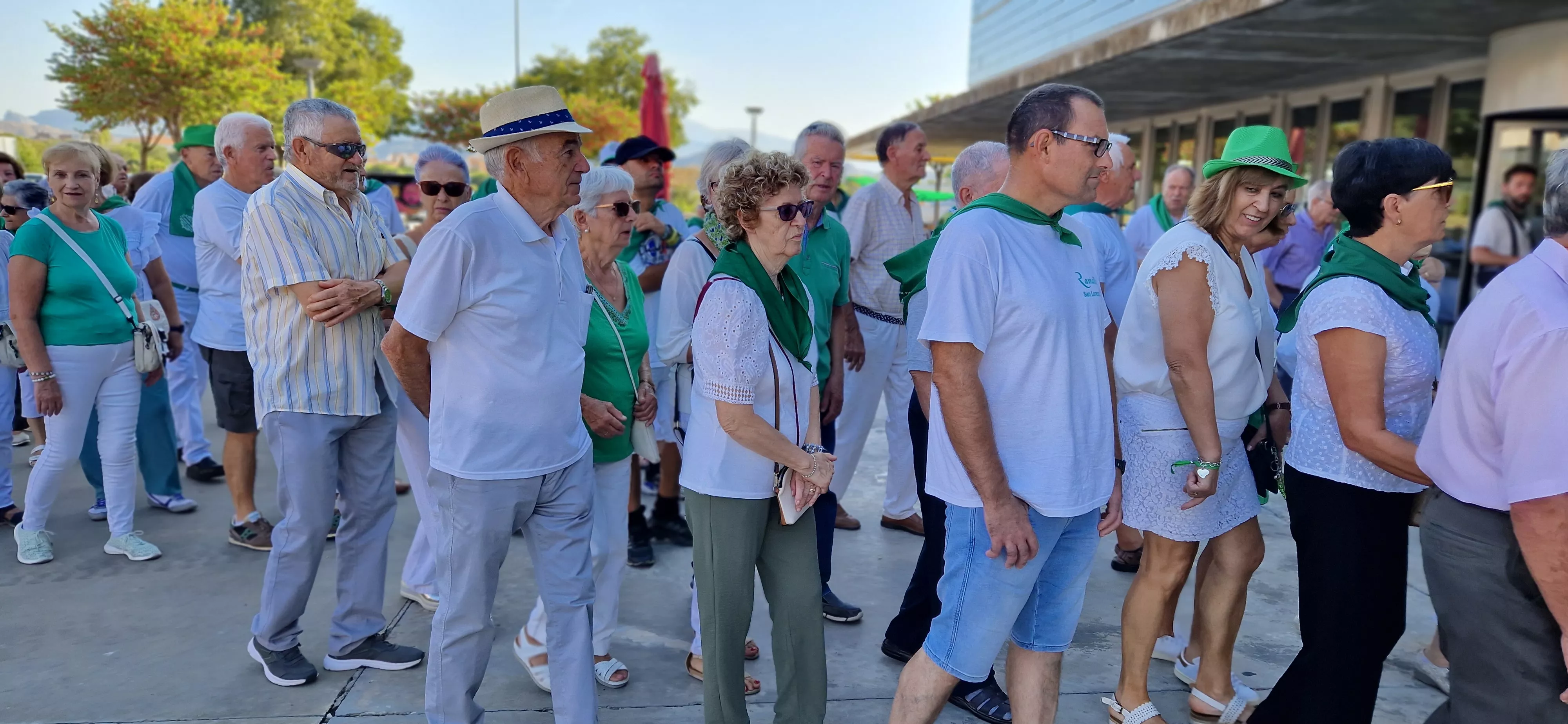 Fiesta homenaje a las personas mayores. Foto Myriam Martínez 