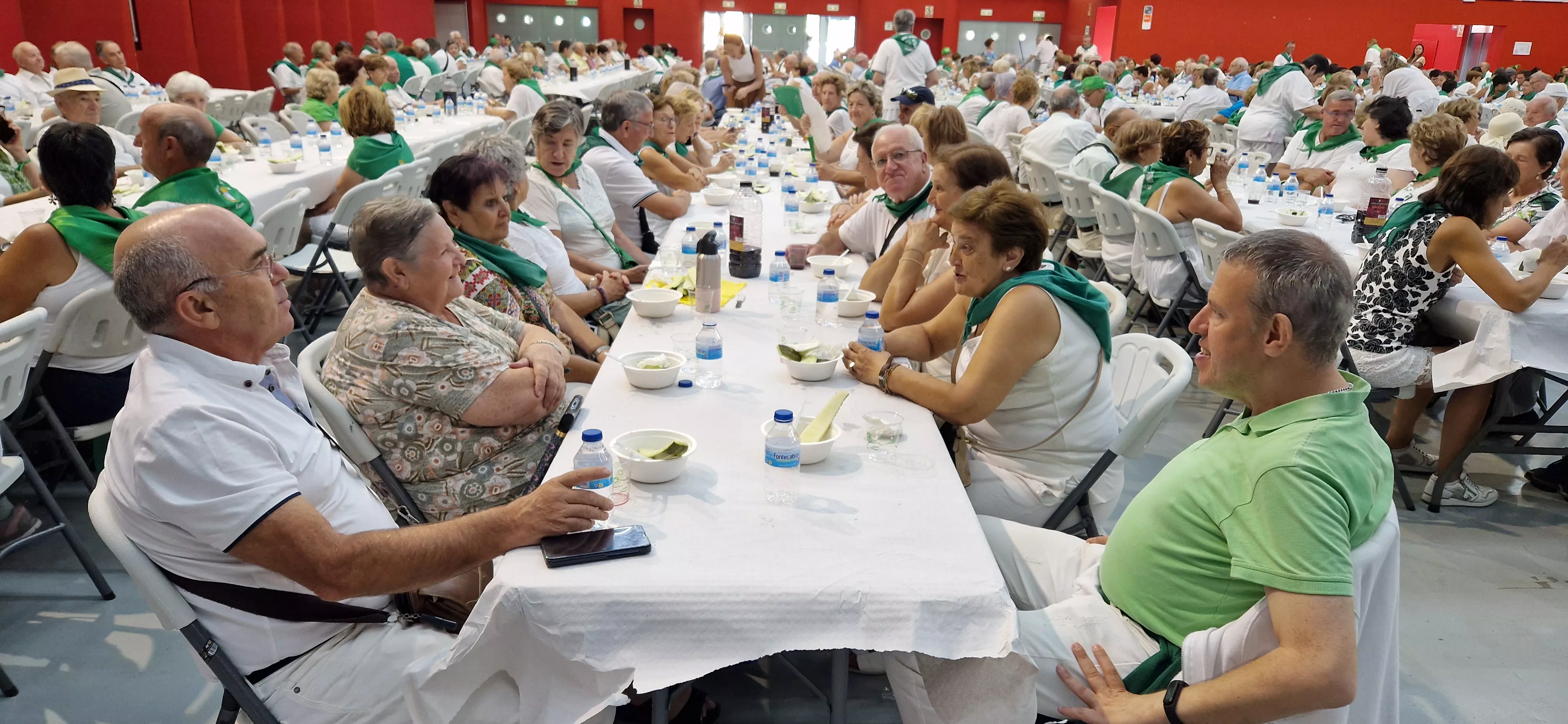 Fiesta homenaje a las personas mayores. Foto Myriam Martínez 