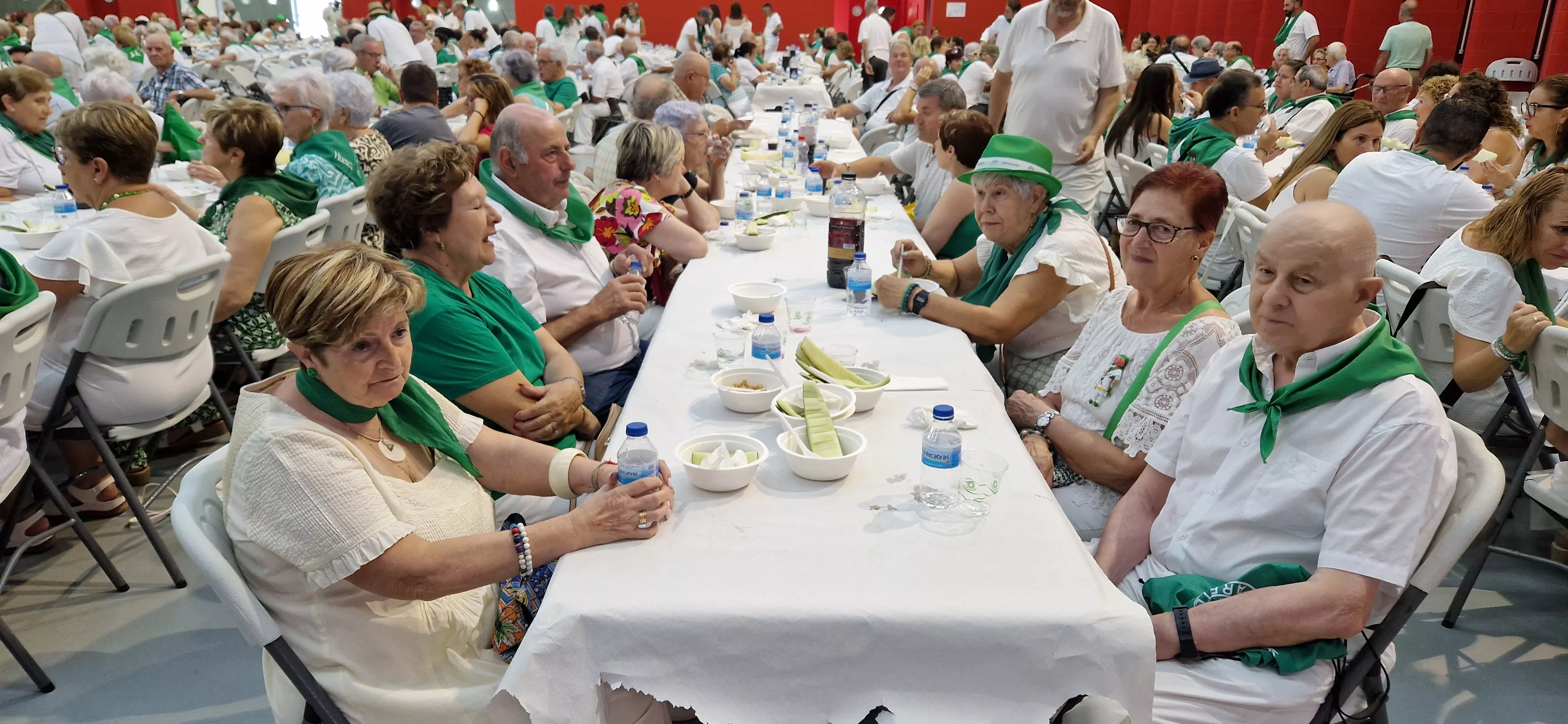 Fiesta homenaje a las personas mayores. Foto Myriam Martínez 