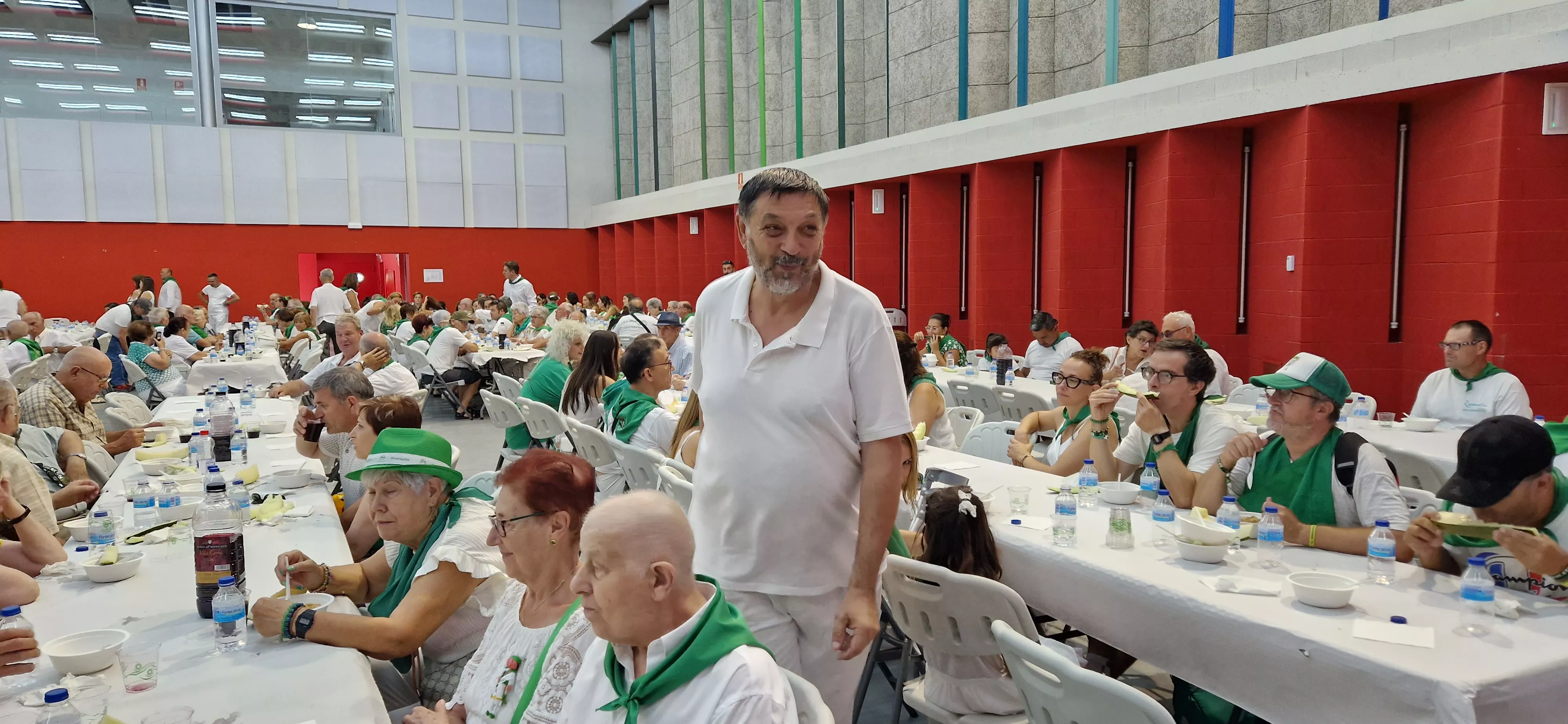 Fiesta homenaje a las personas mayores. Foto Myriam Martínez 