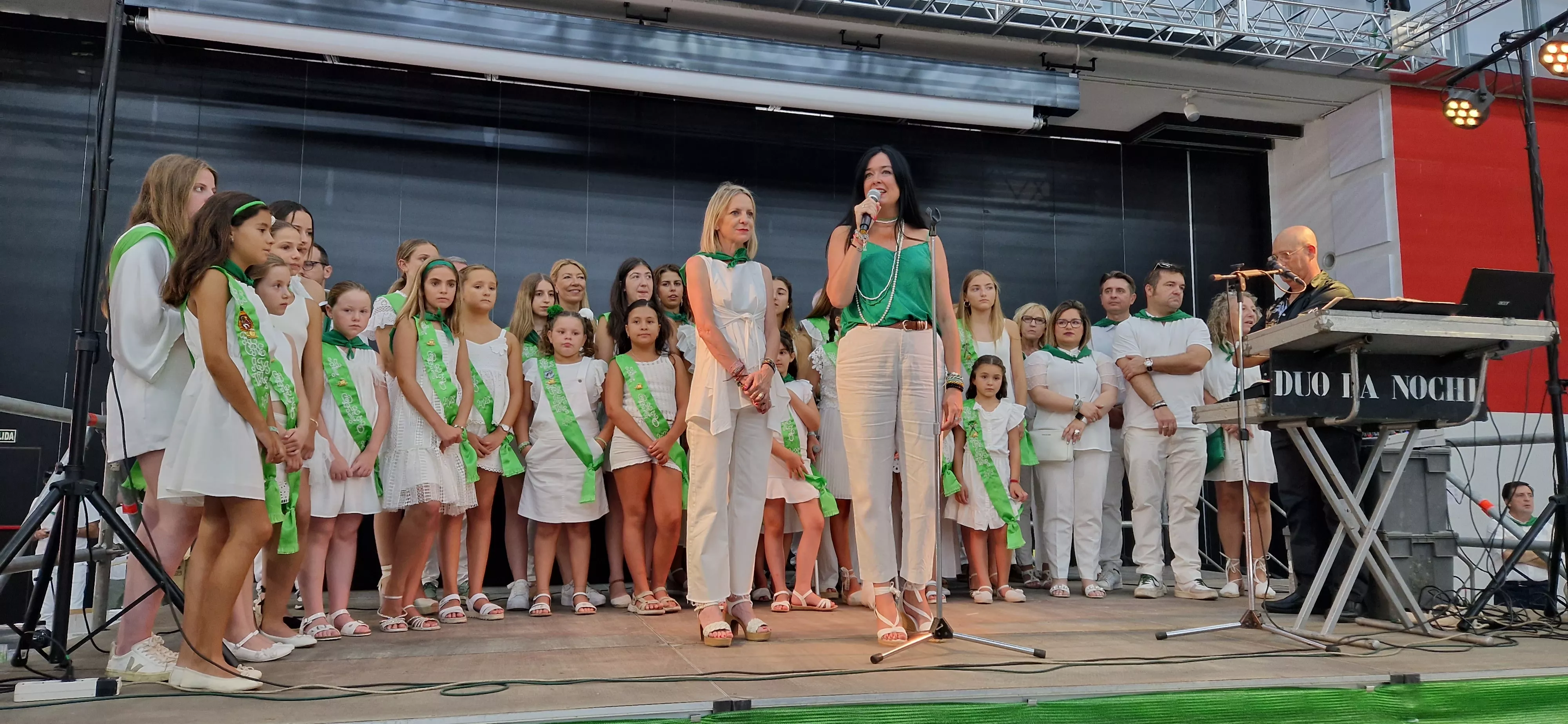 Fiesta homenaje a las personas mayores. Foto Myriam Martínez 