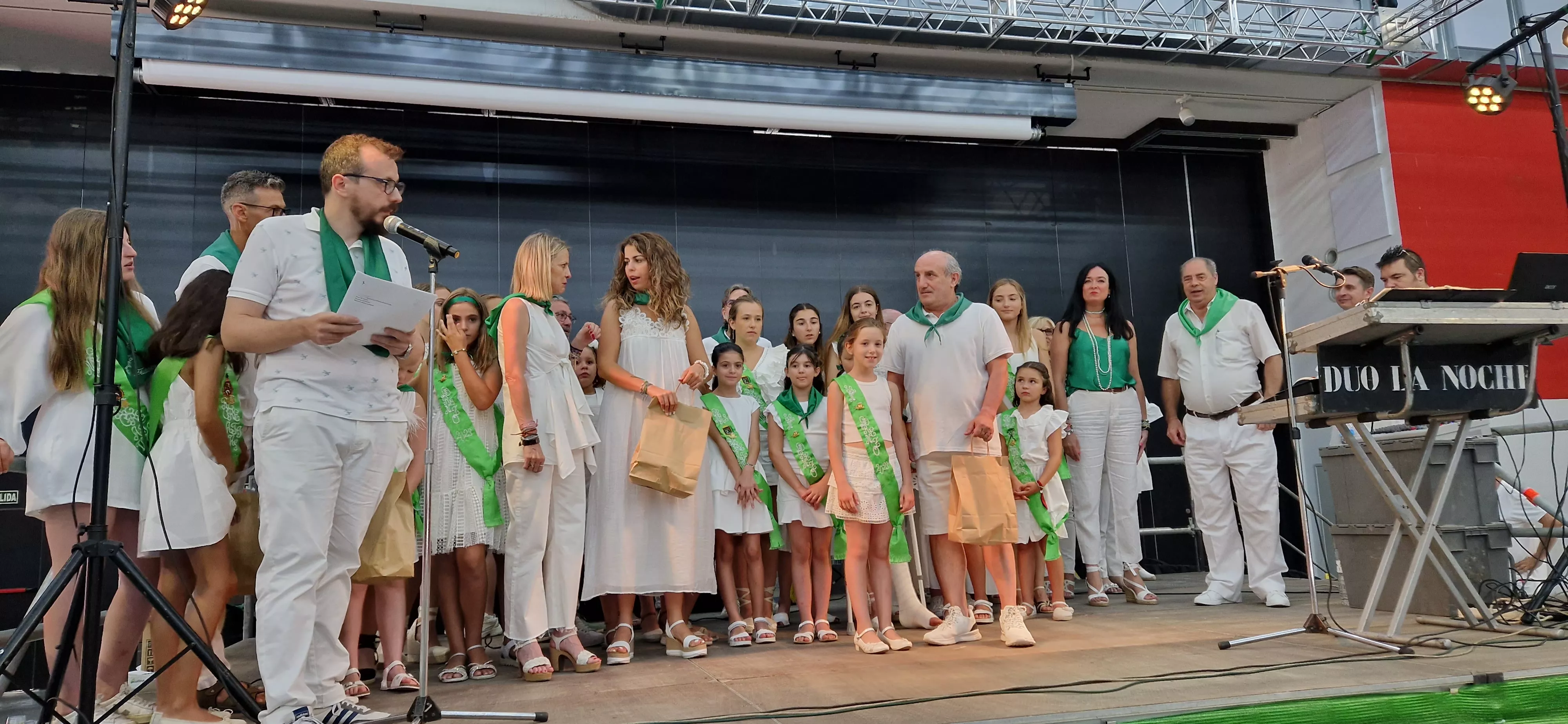 Fiesta homenaje a las personas mayores. Foto Myriam Martínez 