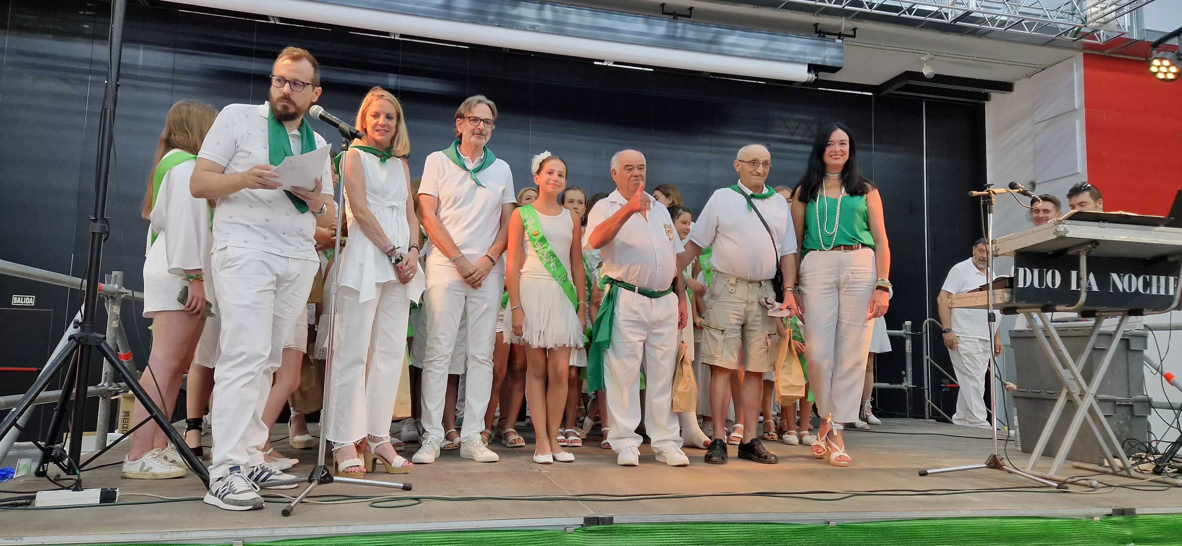 Fiesta homenaje a las personas mayores. Foto Myriam Martínez 