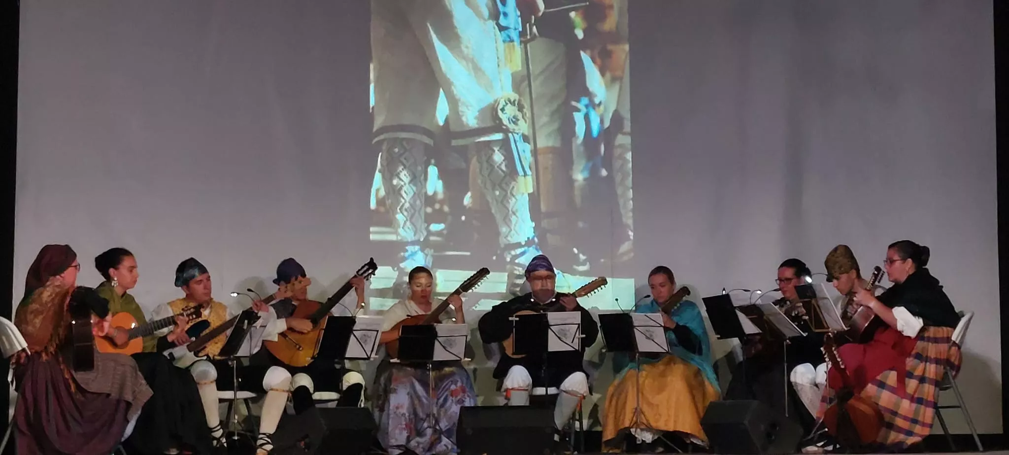 Actuación de Estirpe de Aragonia