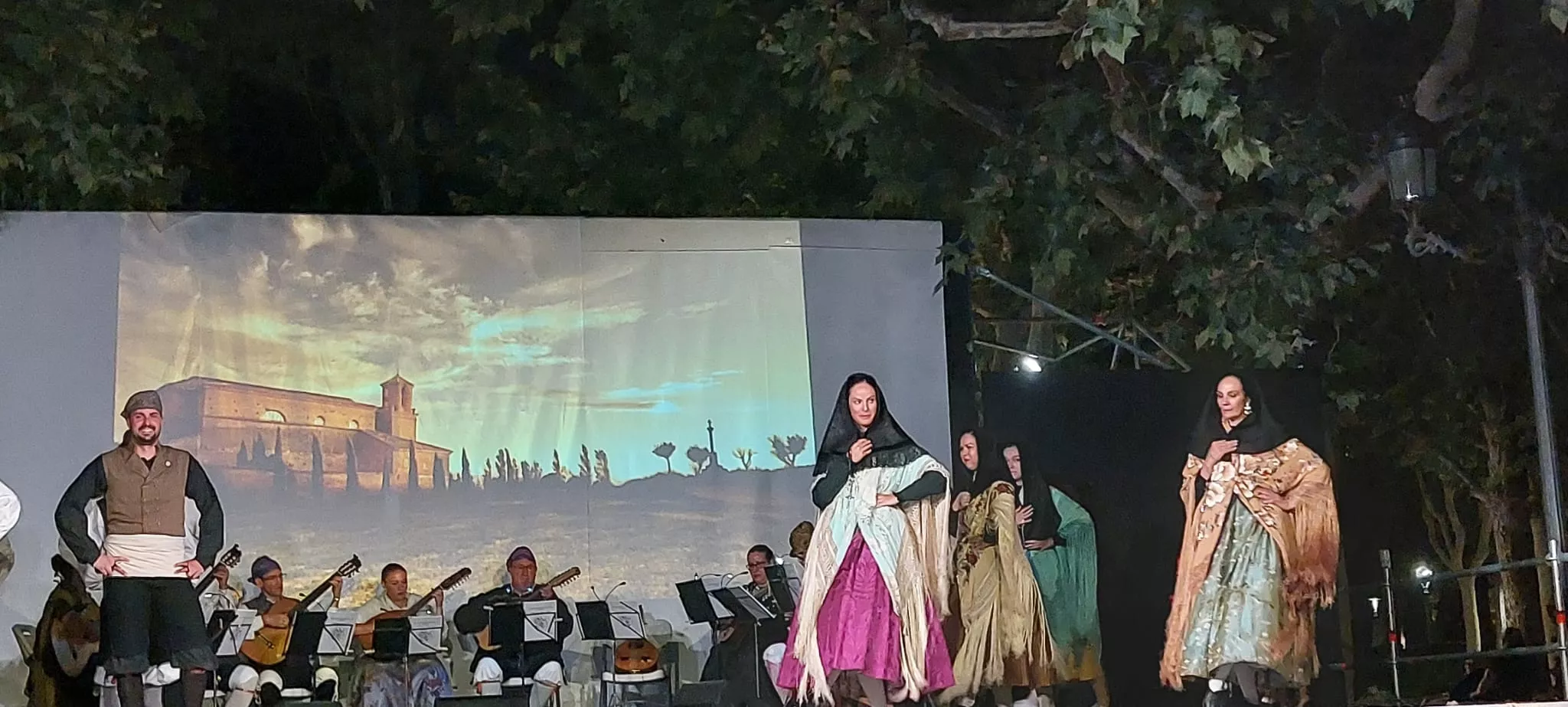 Actuación de Estirpe de Aragonia