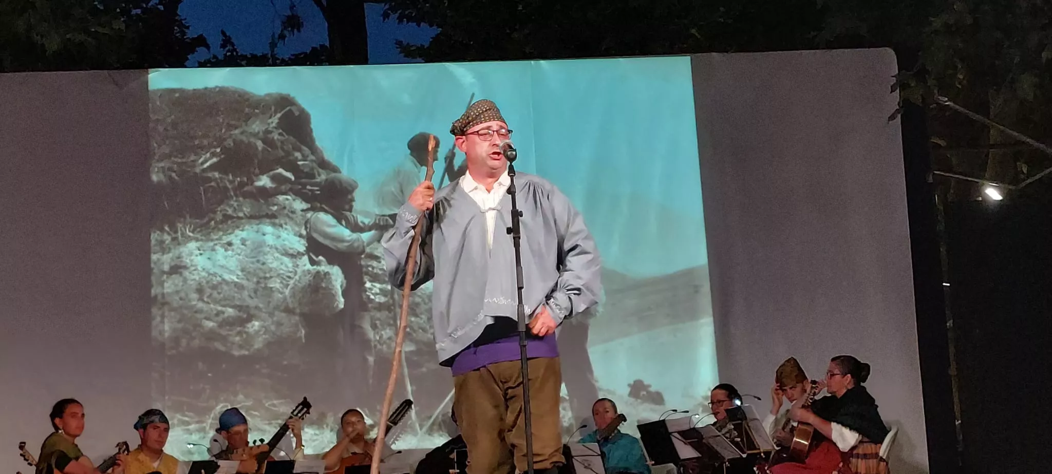 Actuación de Estirpe de Aragonia