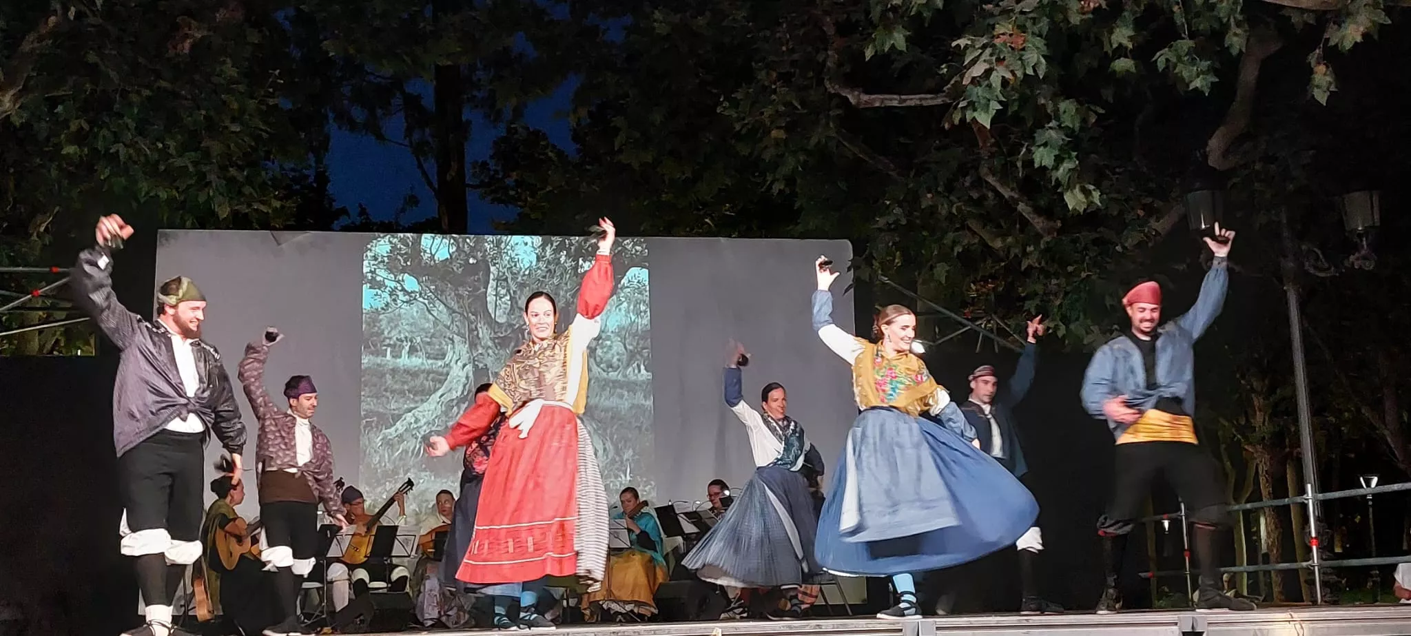 Actuación de Estirpe de Aragonia