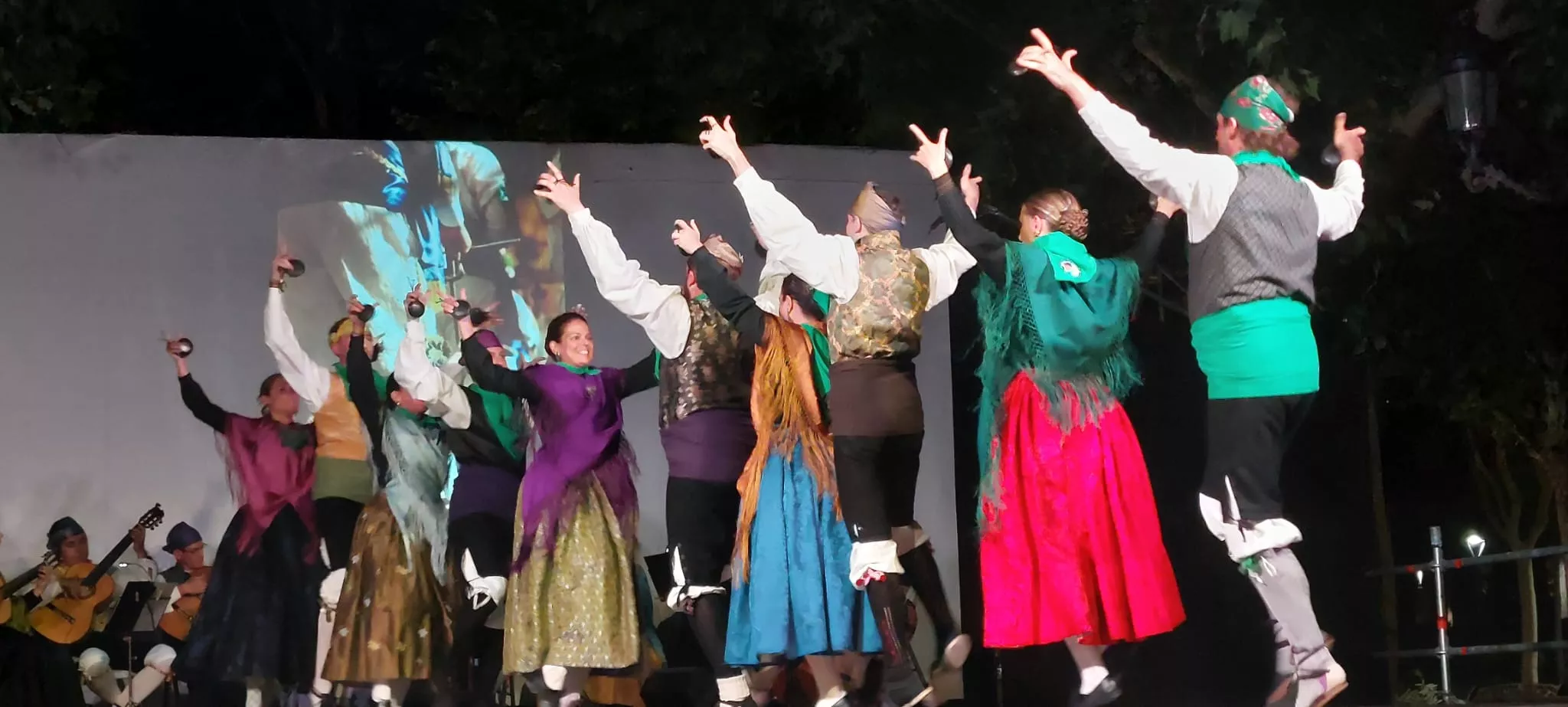 Actuación de Estirpe de Aragonia