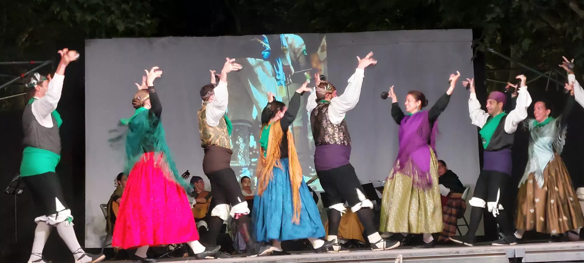 Actuación de Estirpe de Aragonia