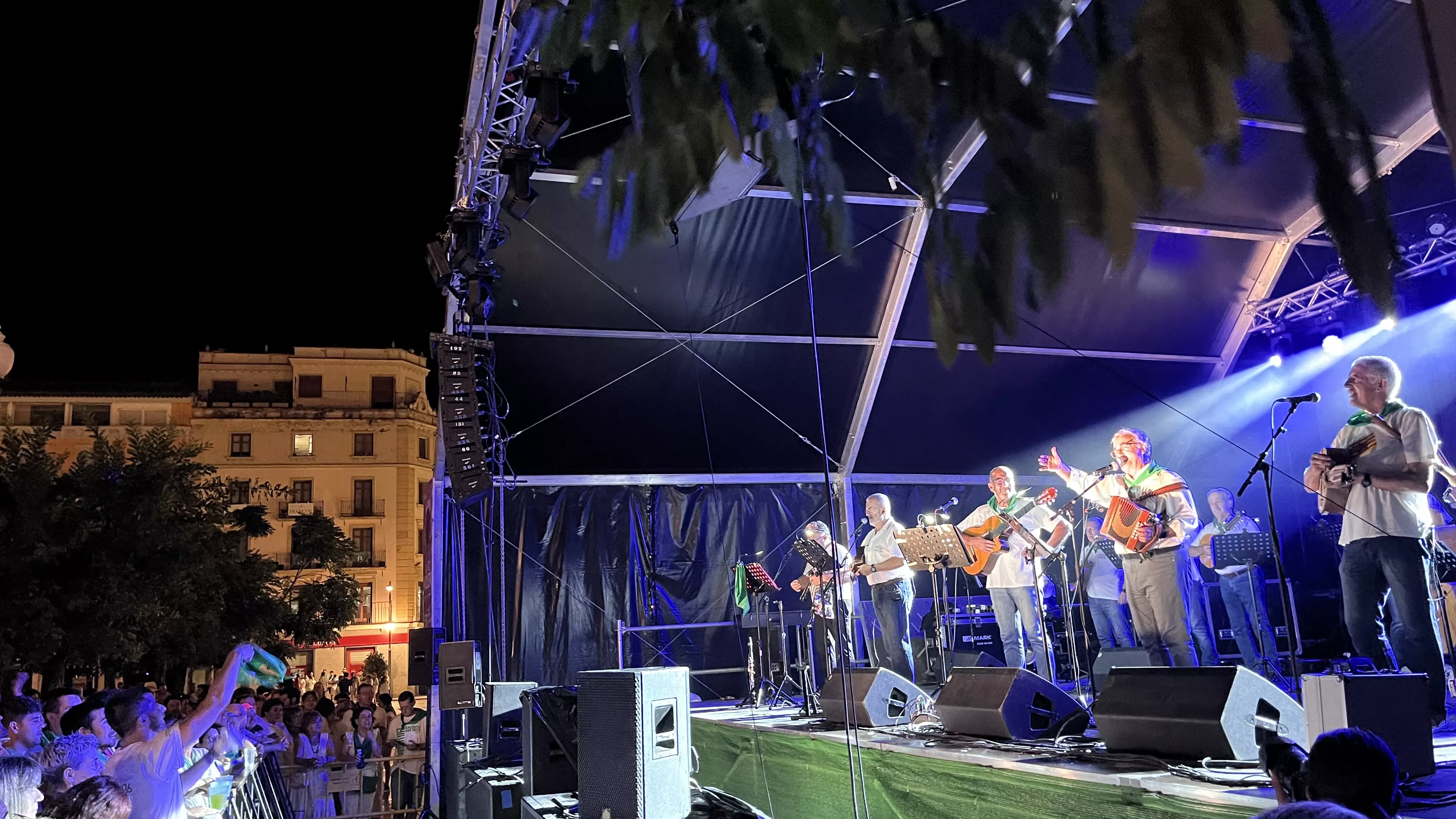 Concierto de la Ronda de Boltaña en las fiestas de San Lorenzo. Foto: Mercedes Manterola