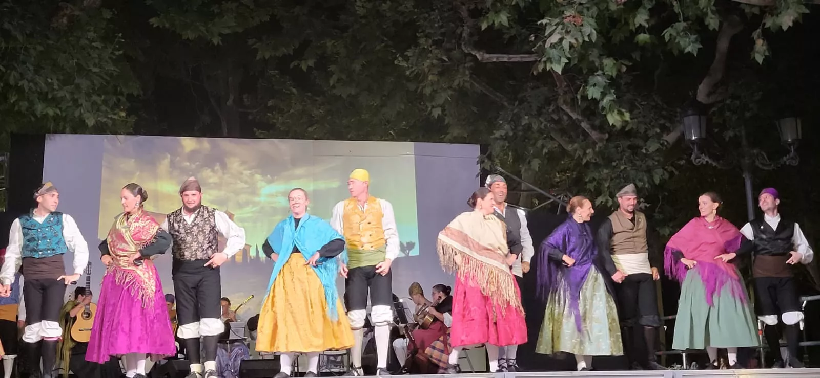 Actuación de Estirpe de Aragonia