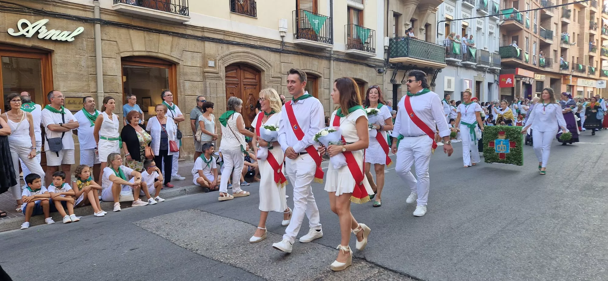 Ofrenda de Flores y Frutos a San Lorenzo. Foto Myriam Martínez