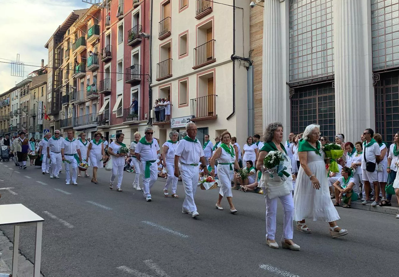 Ofrenda de Flores y Frutos a San Lorenzo. Foto Myriam Martínez