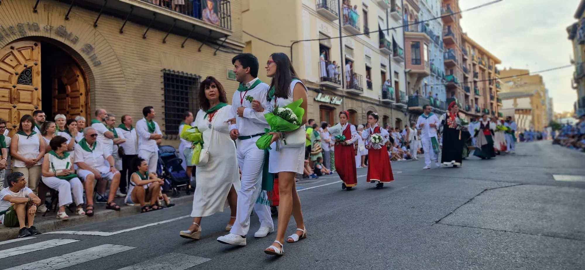 Ofrenda de Flores y Frutos a San Lorenzo. Foto Myriam Martínez