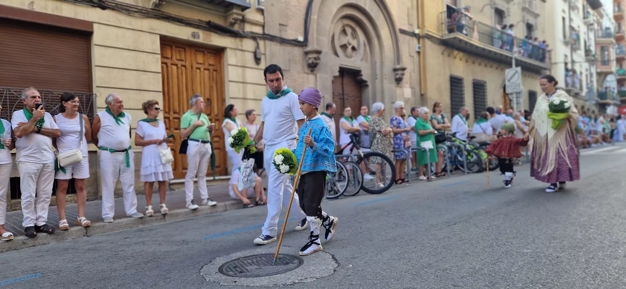 Ofrenda de Flores y Frutos a San Lorenzo. Foto Myriam Martínez