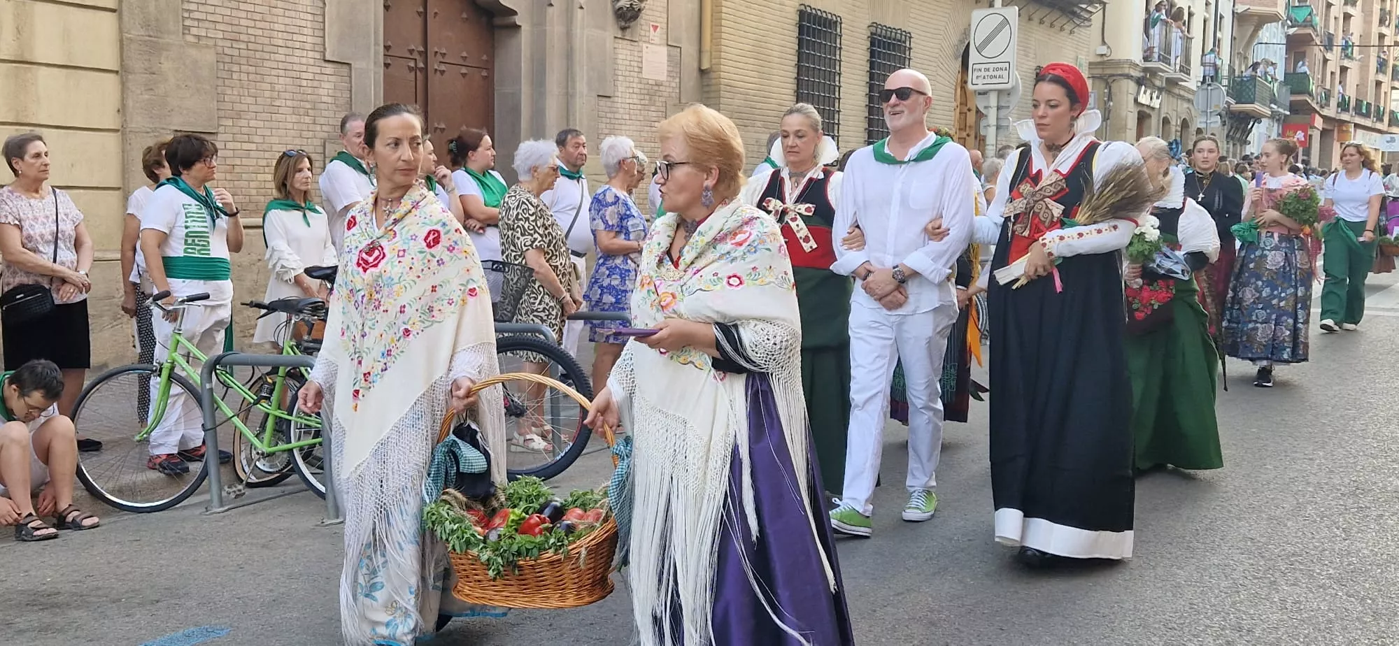 Ofrenda de Flores y Frutos a San Lorenzo. Foto Myriam Martínez