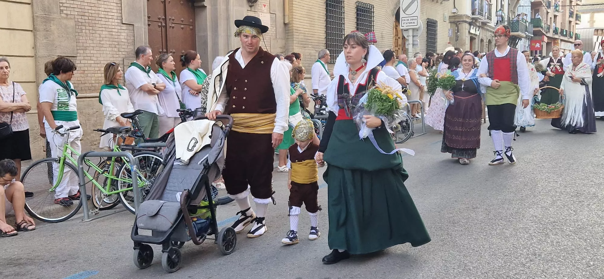 Ofrenda de Flores y Frutos a San Lorenzo. Foto Myriam Martínez