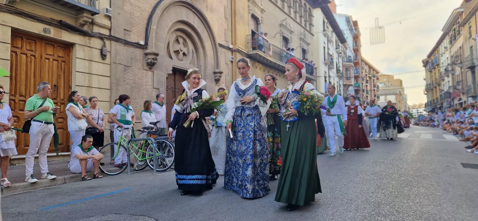 Ofrenda de Flores y Frutos a San Lorenzo. Foto Myriam Martínez