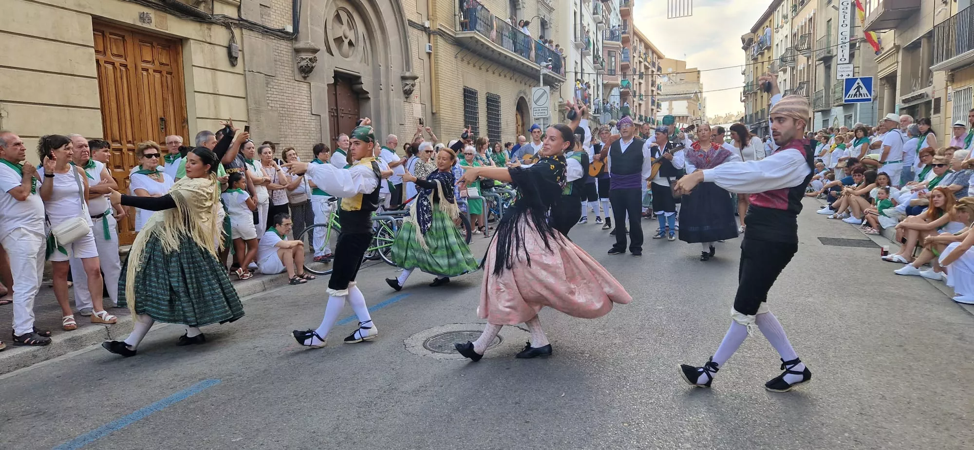 Ofrenda de Flores y Frutos a San Lorenzo. Foto Myriam Martínez