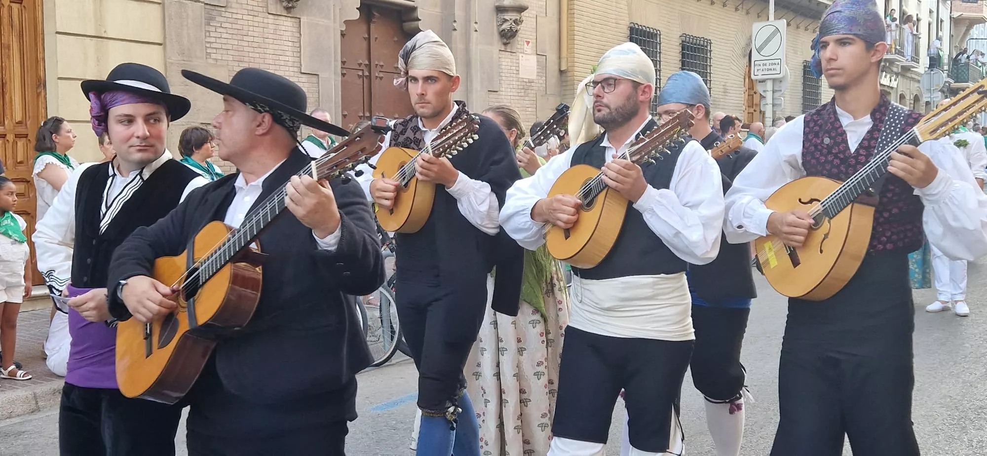 Ofrenda de Flores y Frutos a San Lorenzo. Foto Myriam Martínez