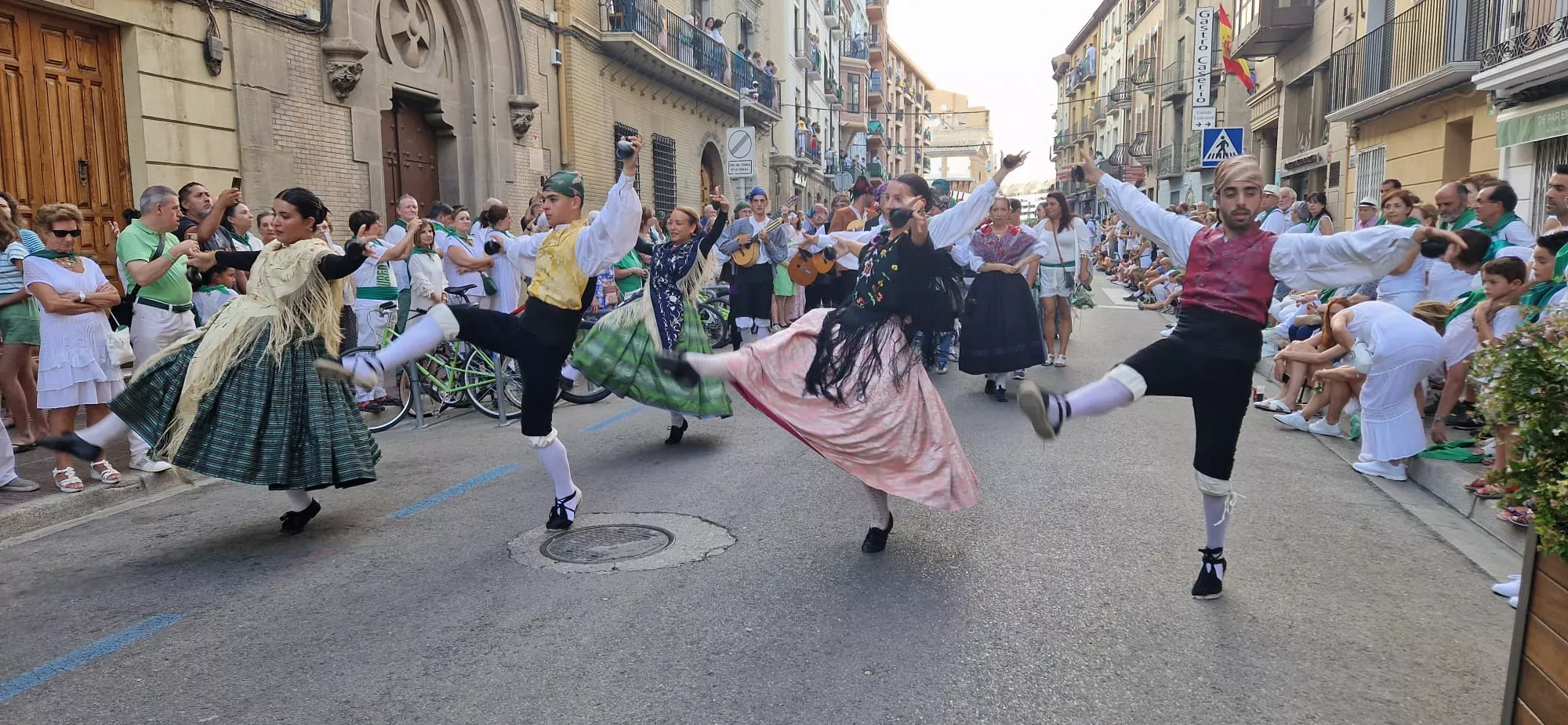 Ofrenda de Flores y Frutos a San Lorenzo. Foto Myriam Martínez