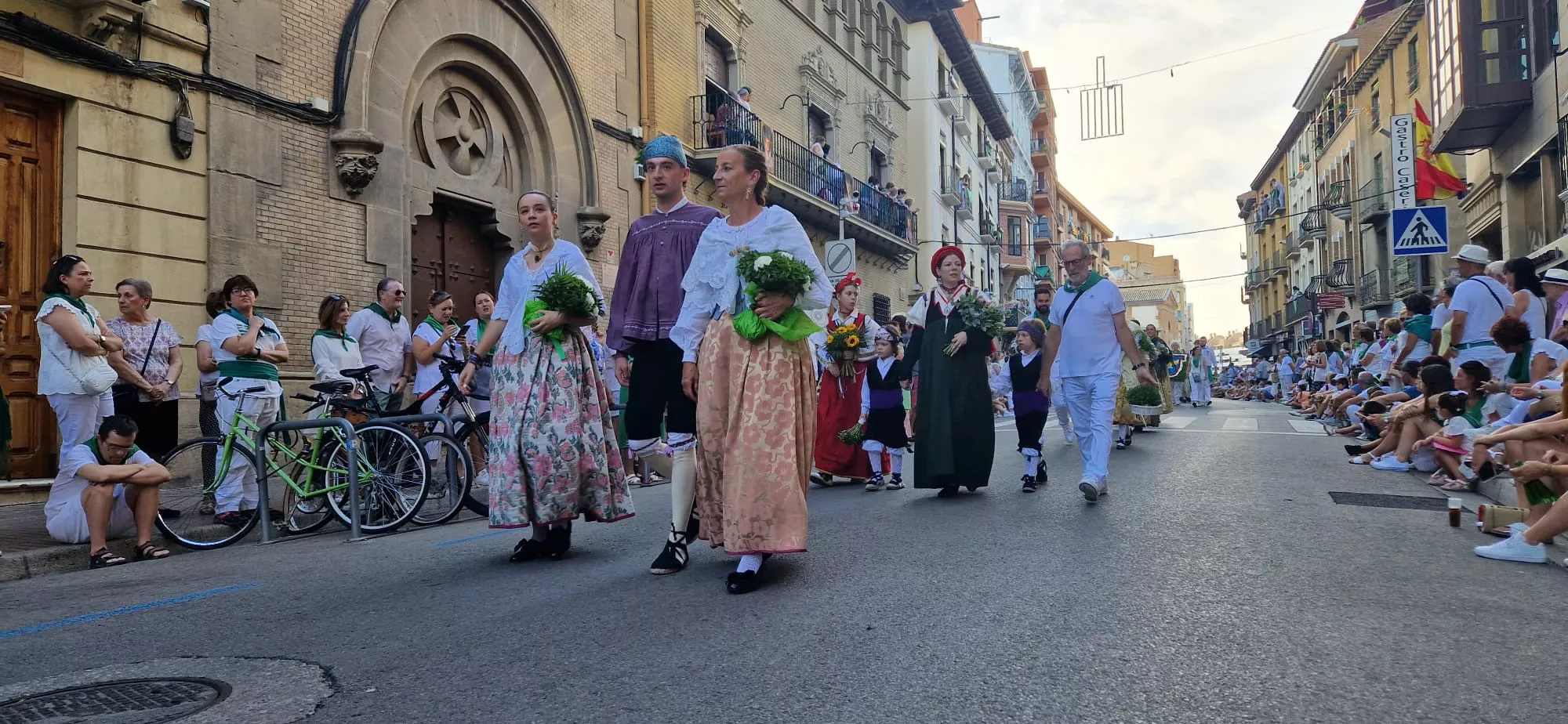 Ofrenda de Flores y Frutos a San Lorenzo. Foto Myriam Martínez