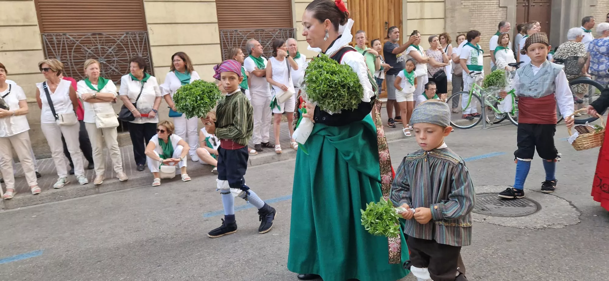 Ofrenda de Flores y Frutos a San Lorenzo. Foto Myriam Martínez