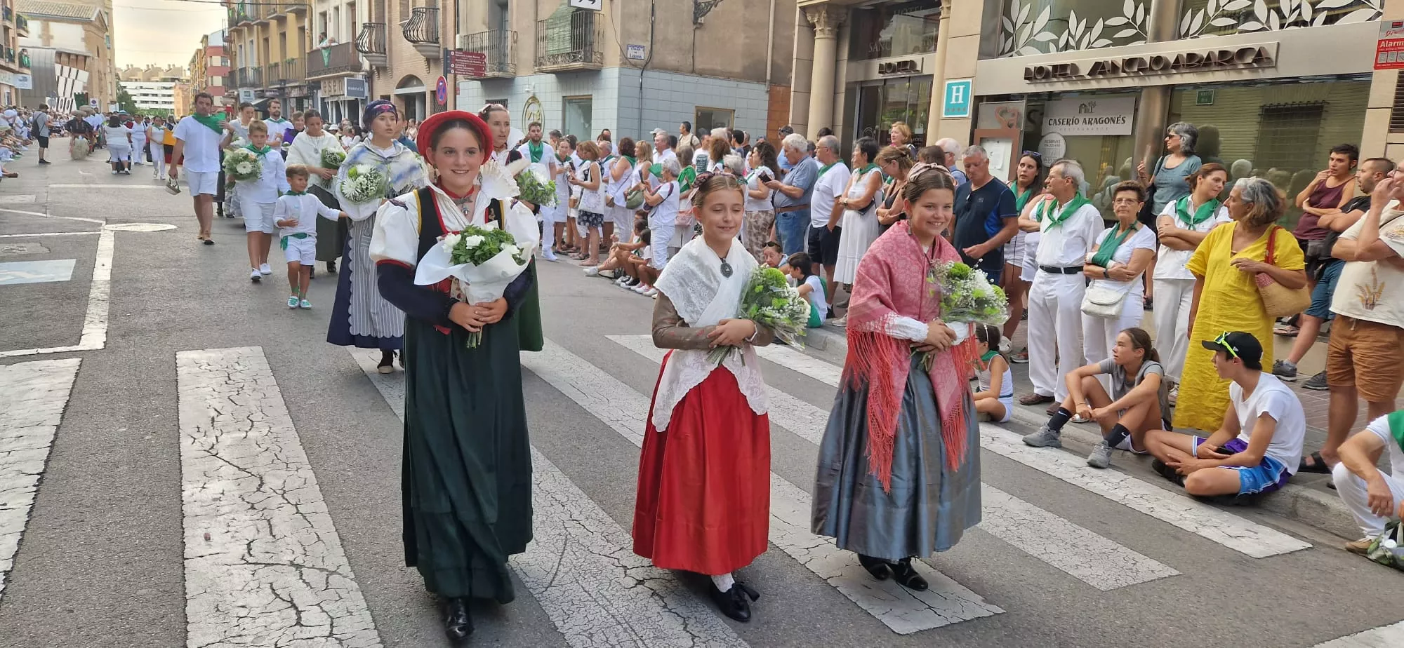Ofrenda de Flores y Frutos a San Lorenzo. Foto Myriam Martínez