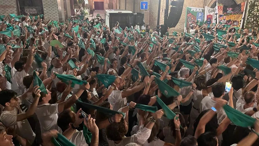 Despedida al Santo en la plaza de San Lorenzo