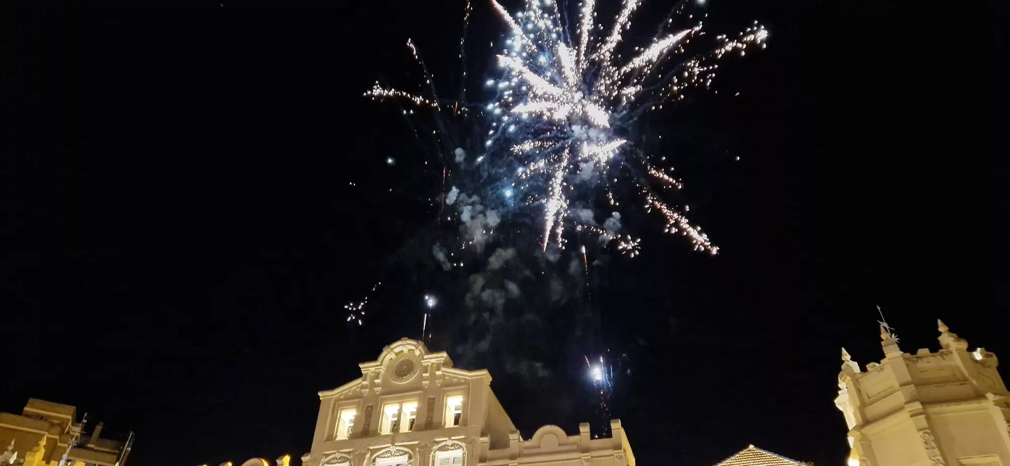 Traca final de fiestas. Foto Myriam Martínez