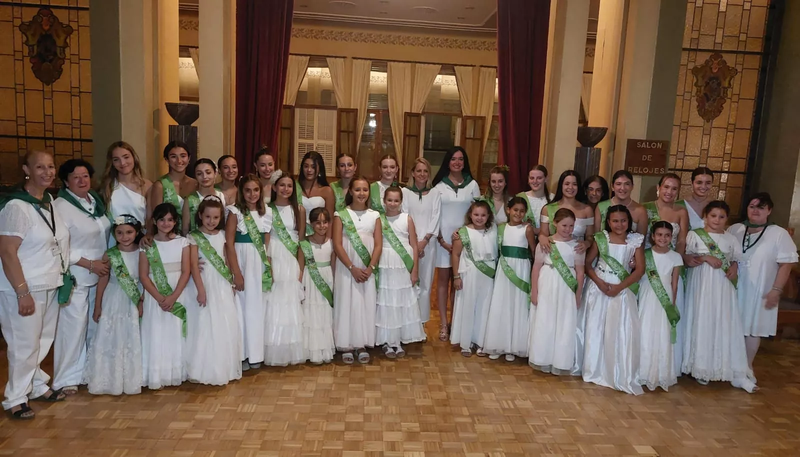 Brindis posterior a la Traca Final de Fiestas. Foto Myriam Martínez