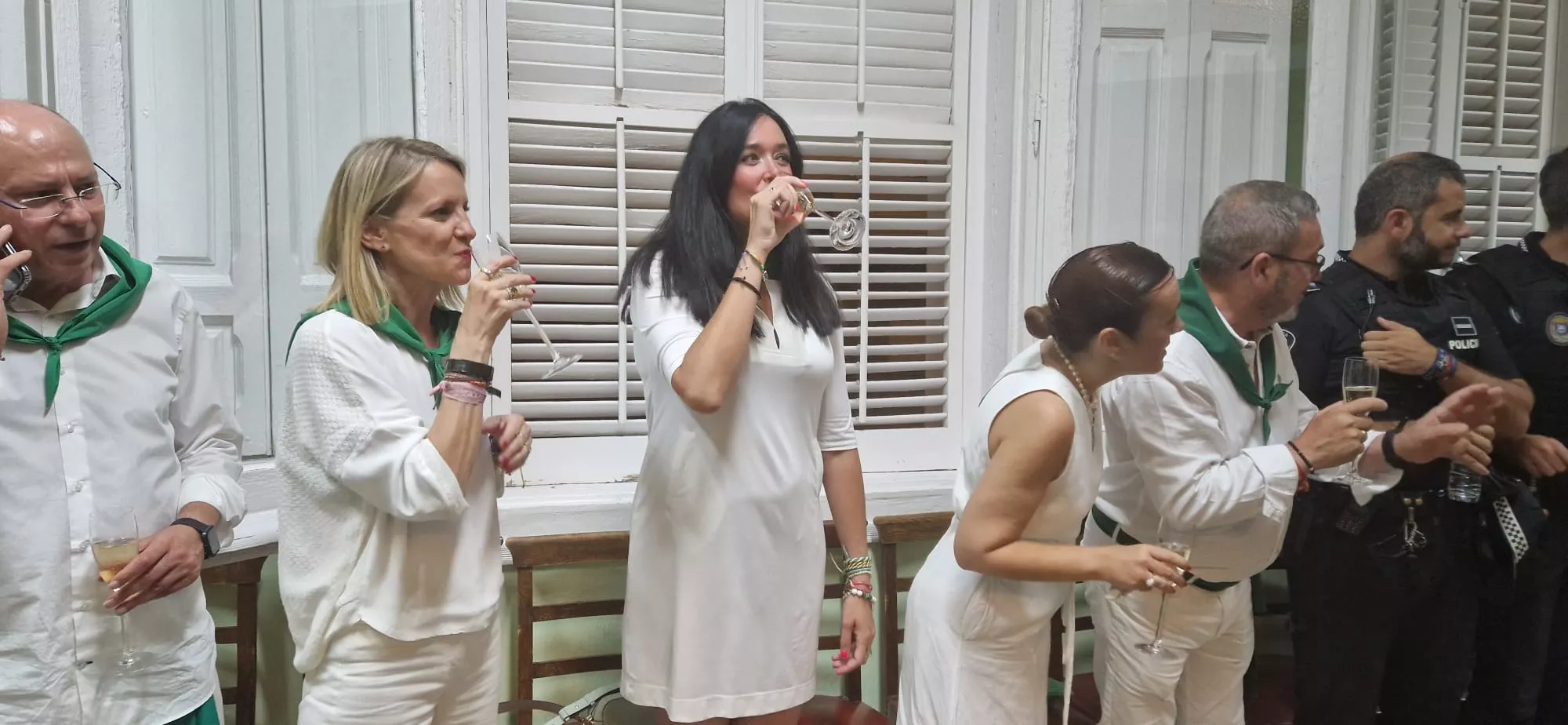 Brindis posterior a la Traca Final de Fiestas. Foto Myriam Martínez