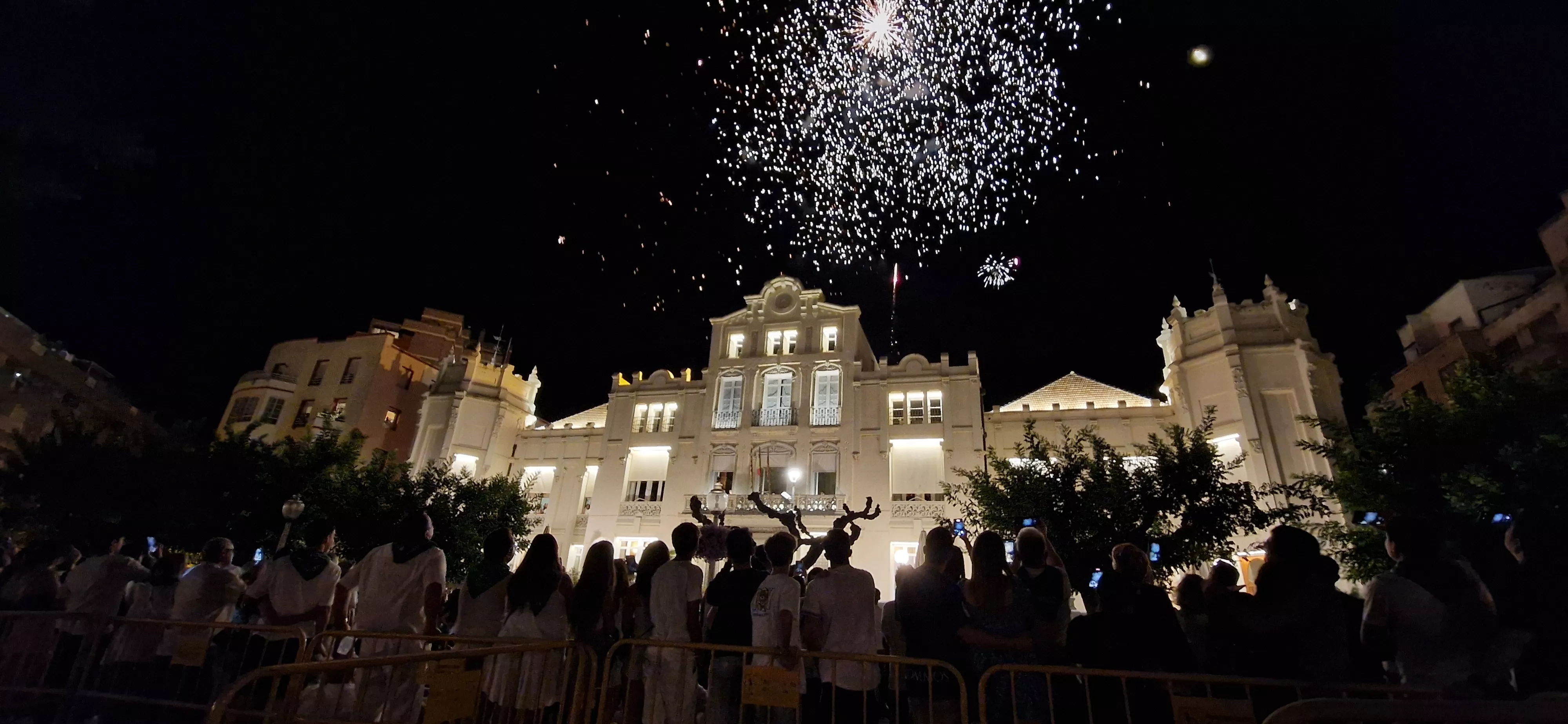 Traca final de fiestas. Foto Myriam Martínez