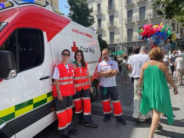 Uno de los puestos de Cruz Roja en las fiestas de San Lorenzo en Huesca.
