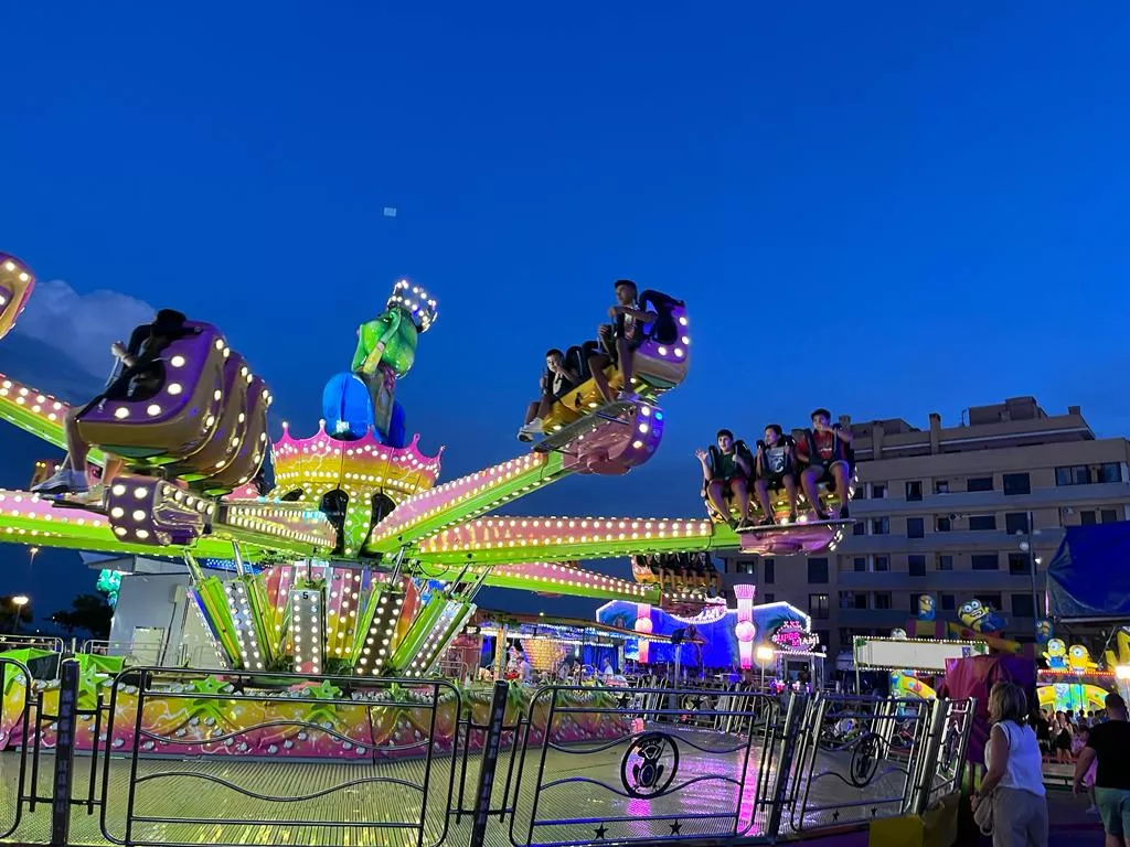 El recinto ferial en el último día para disfrutar de las atracciones. Foto: Mercedes Manterola