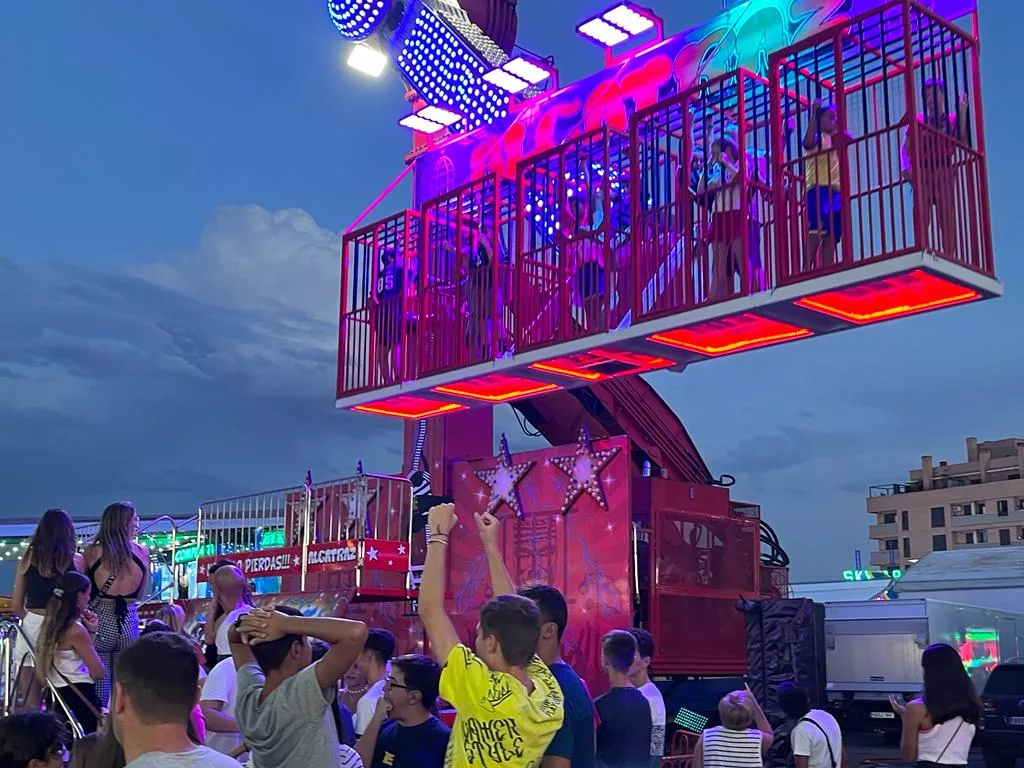 El recinto ferial en el último día para disfrutar de las atracciones. Foto: Mercedes Manterola