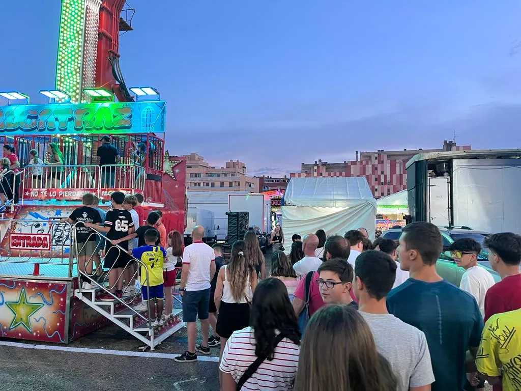 El recinto ferial en el último día para disfrutar de las atracciones. Foto: Mercedes Manterola