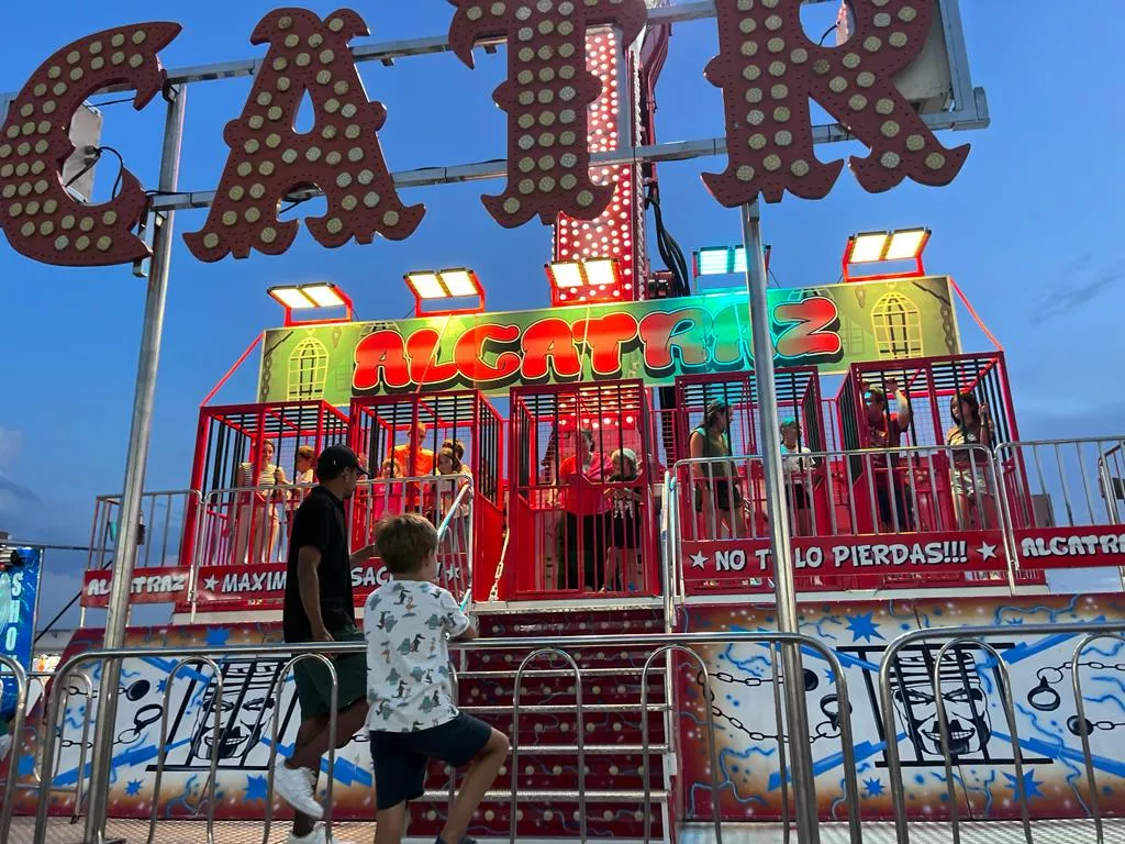 El recinto ferial en el último día para disfrutar de las atracciones. Foto: Mercedes Manterola