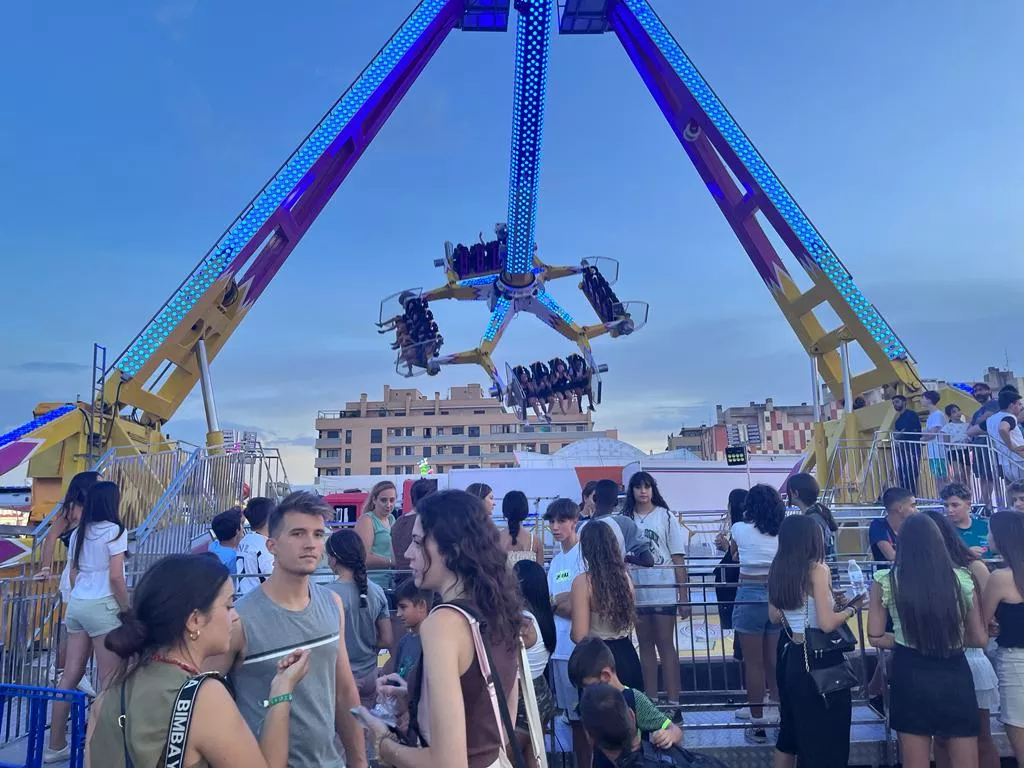 El recinto ferial en el último día para disfrutar de las atracciones. Foto: Mercedes Manterola