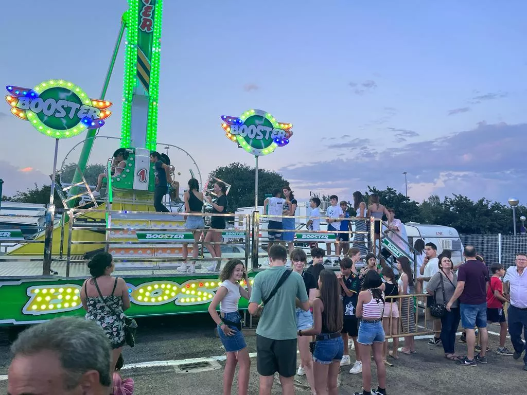 El recinto ferial en el último día para disfrutar de las atracciones. Foto: Mercedes Manterola