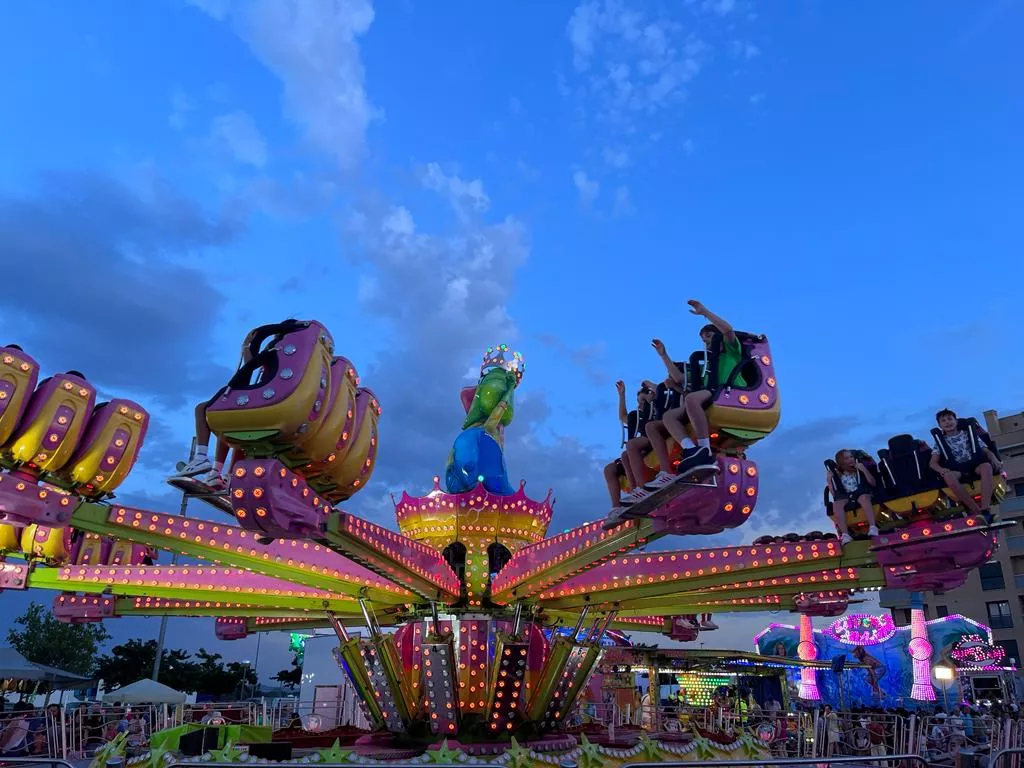 El recinto ferial en el último día para disfrutar de las atracciones. Foto: Mercedes Manterola