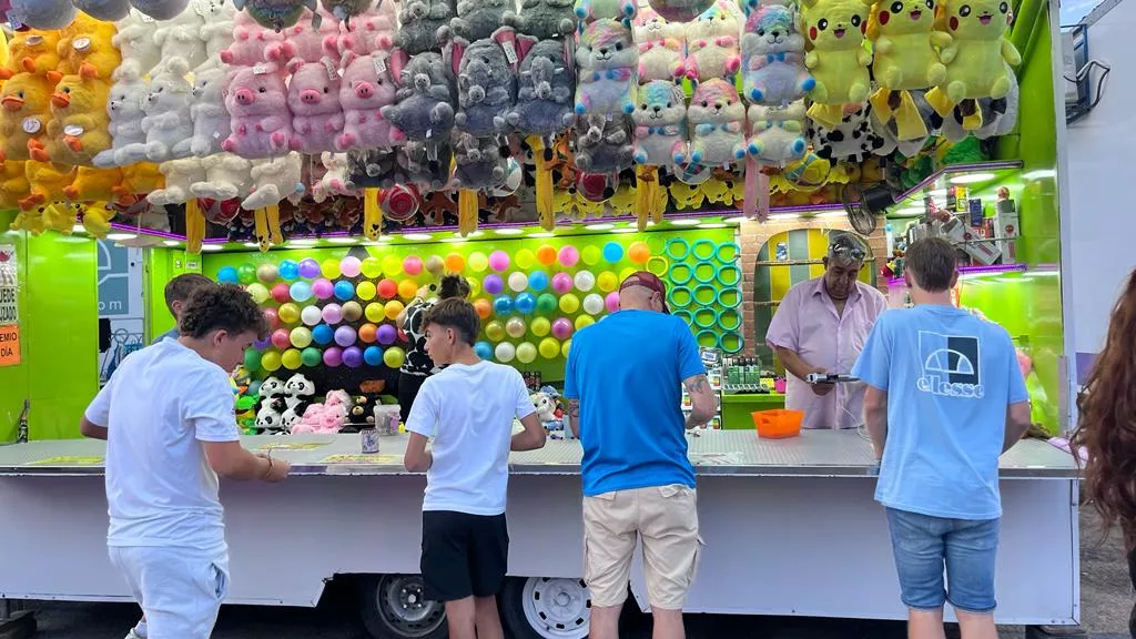 El recinto ferial en el último día para disfrutar de las atracciones. Foto: Mercedes Manterola