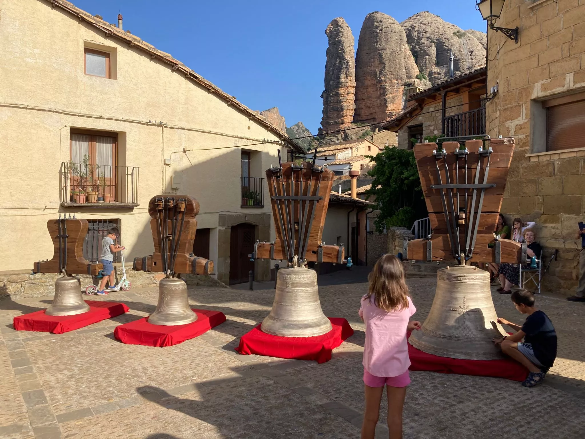 Las campanas de Agüero, de vuelta tras ser restauradas.
