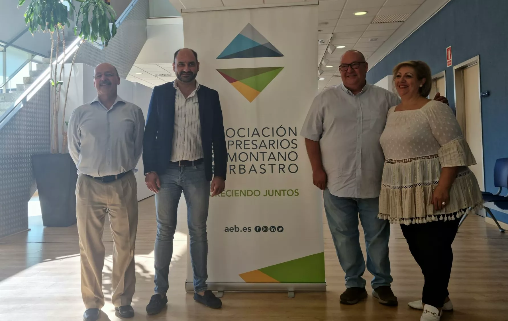 José Antonio Pérez Asensi, Fernando Torres, José María Calasanz y Silvia Ramírez Guinea en la presentación de la campaña El Comercio de Barbastro en casa